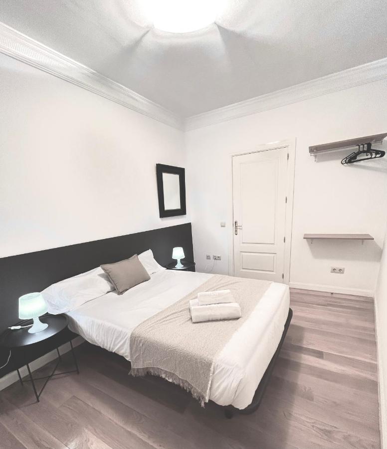 Pdv Rooms Madrid Esterno foto